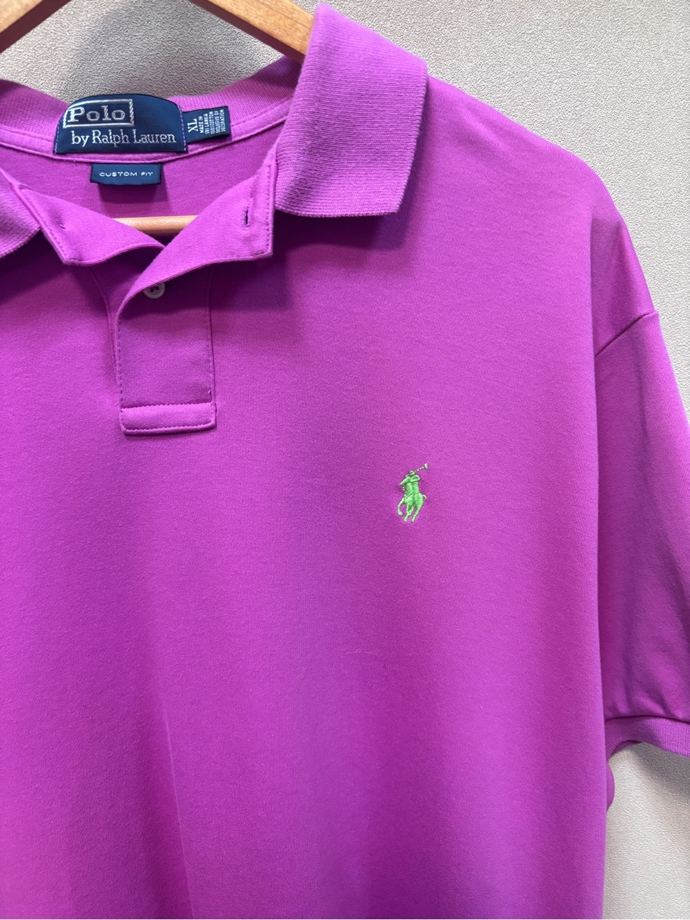 Ralph Lauren Men's Bright Magenta XL Polo Shirt, Gently Used - Picture 3 of 5